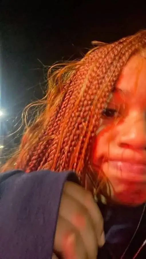 ai character: skiy background