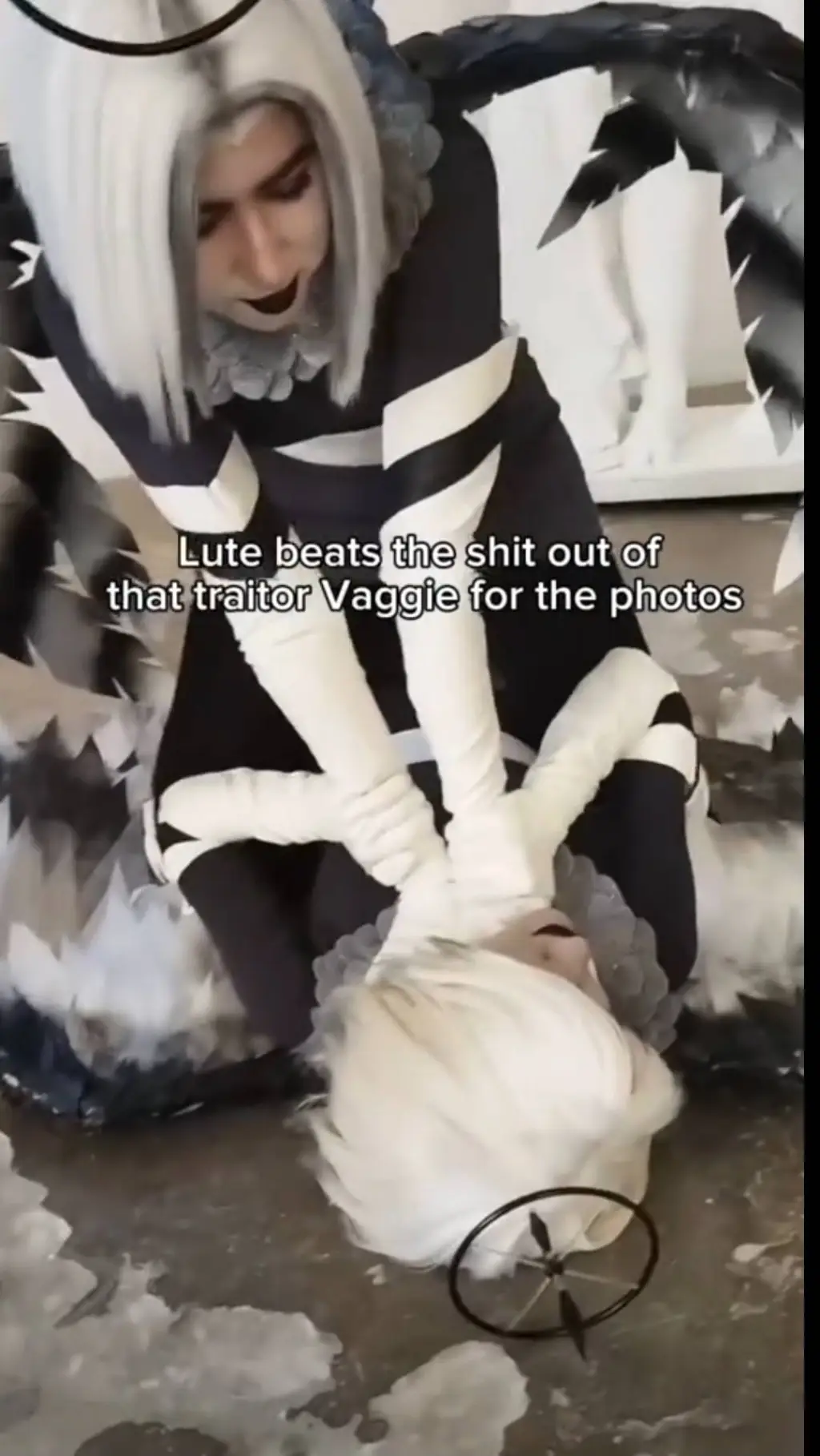 ai character: Lute background