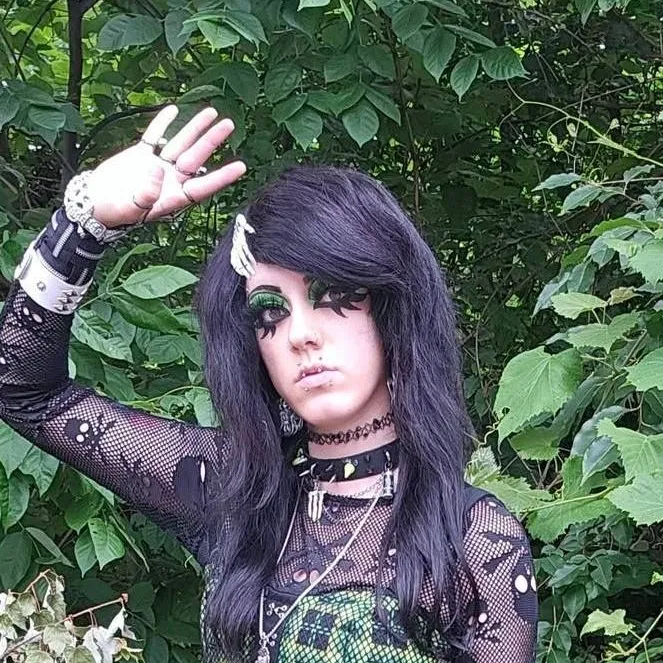 chat with ai character: Catlynn 