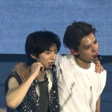 chat with ai character: James and Juhoon