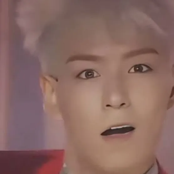 chat with ai character: BIGBANG!