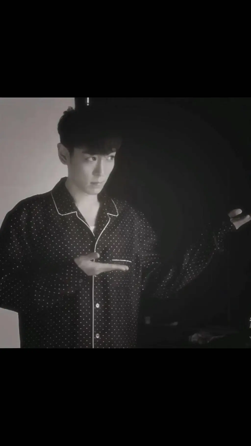 ai character: BIGBANG Concert! background