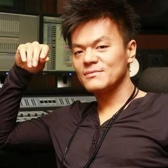 chat with ai character: JYP