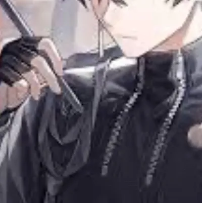 chat with ai character: 🦇Maverick🦇
