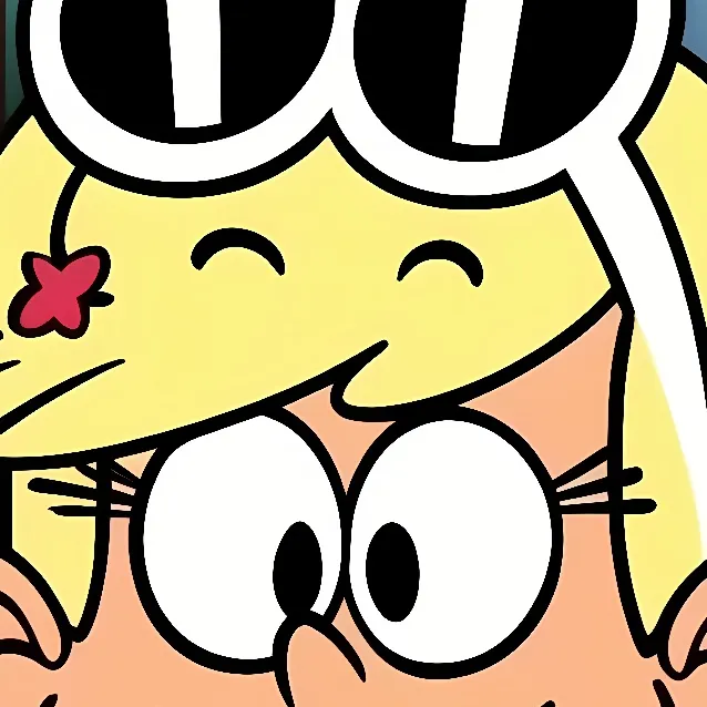 chat with ai character: Leni Loud