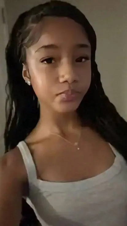 ai character: Jasmine Monroe background