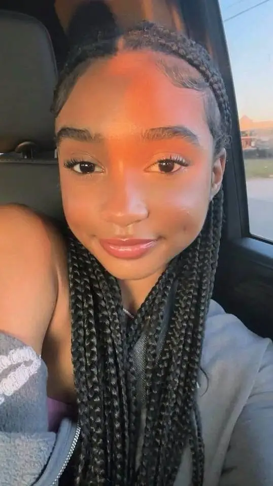 ai character: Seraph  background