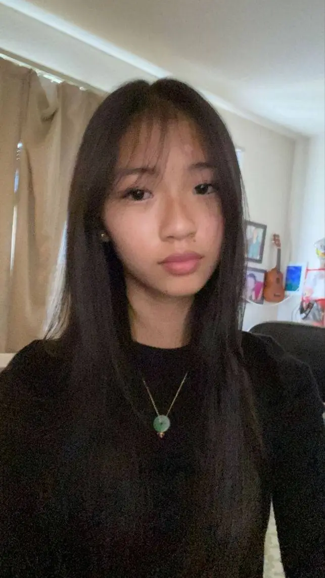 ai character: Lily background