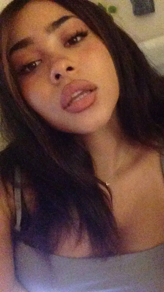 ai character: Aaliyah background