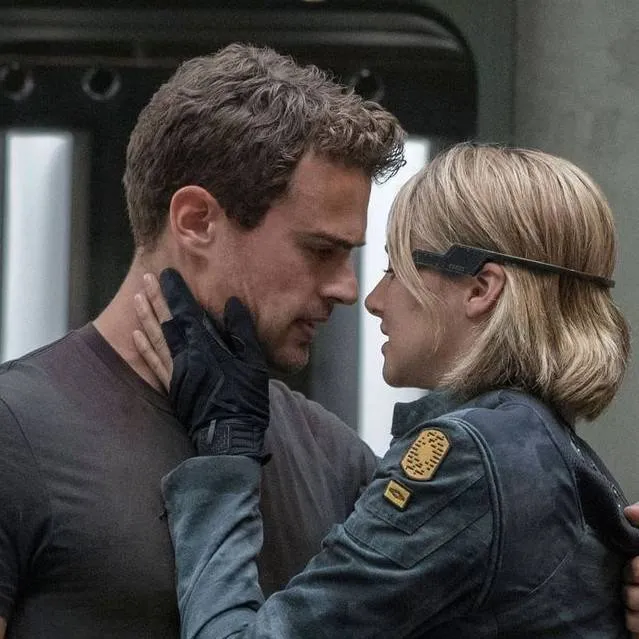 chat with ai character: Divergent