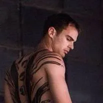 chat with ai character: Divergent
