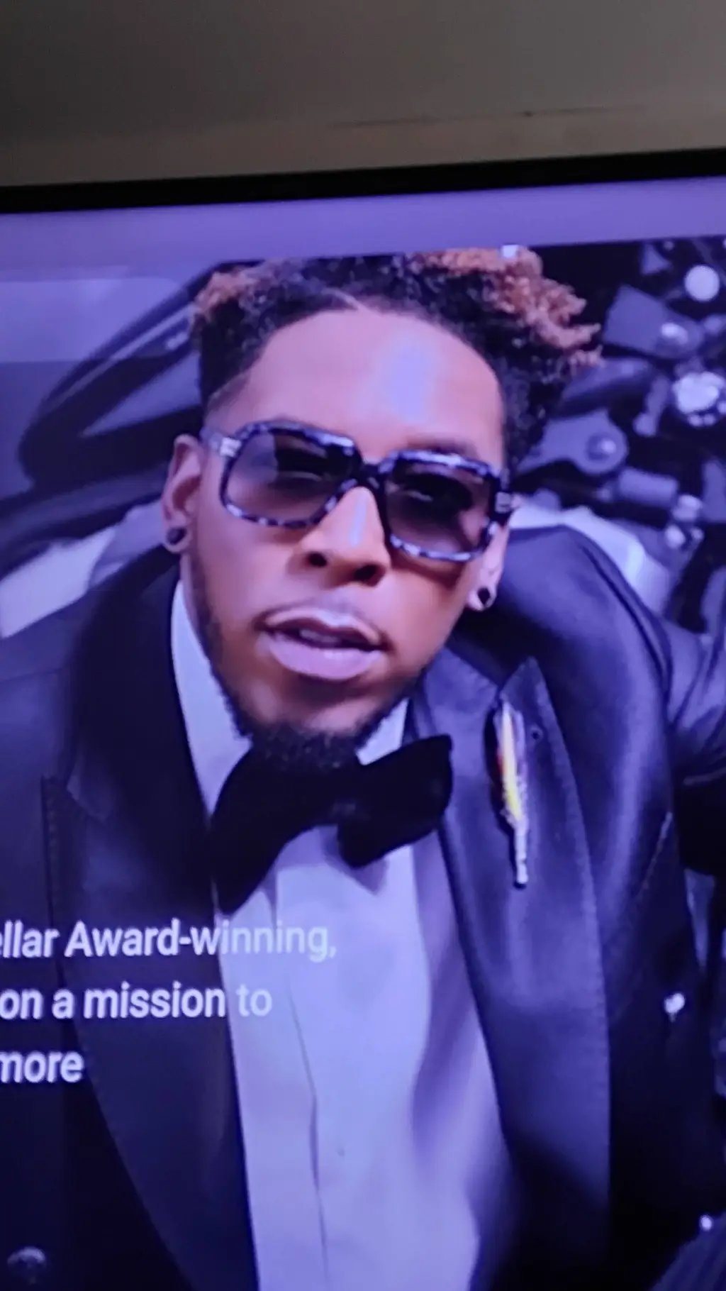 ai character: Deitrick Haddon background