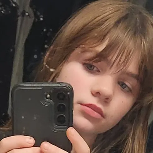 chat with ai character: megan