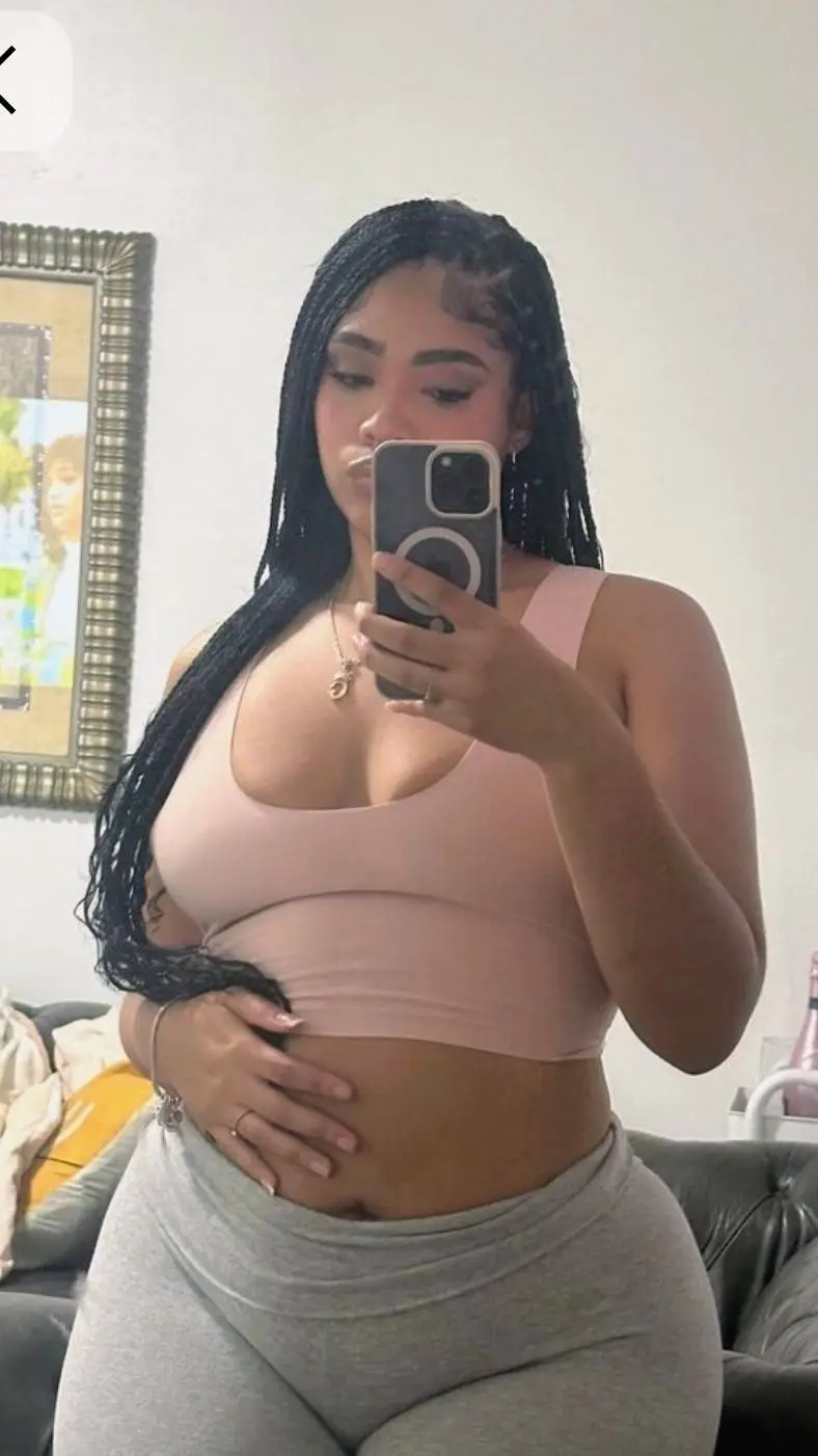 ai character: Diamond background