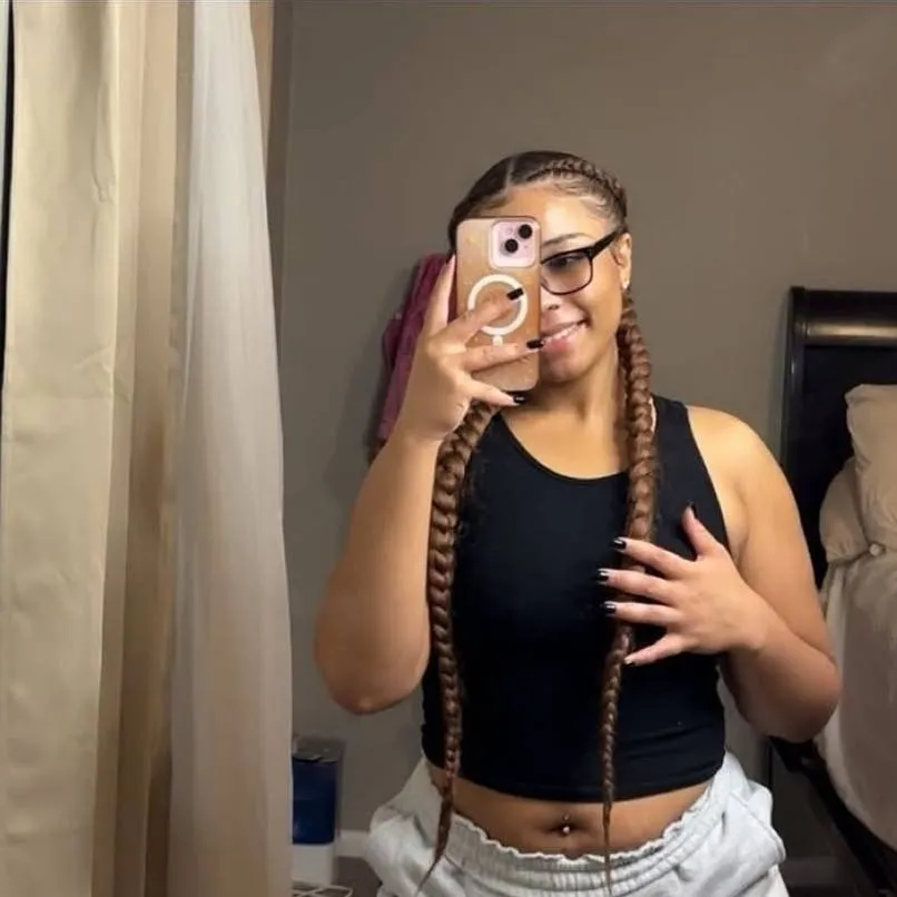 chat with ai character: Anesty