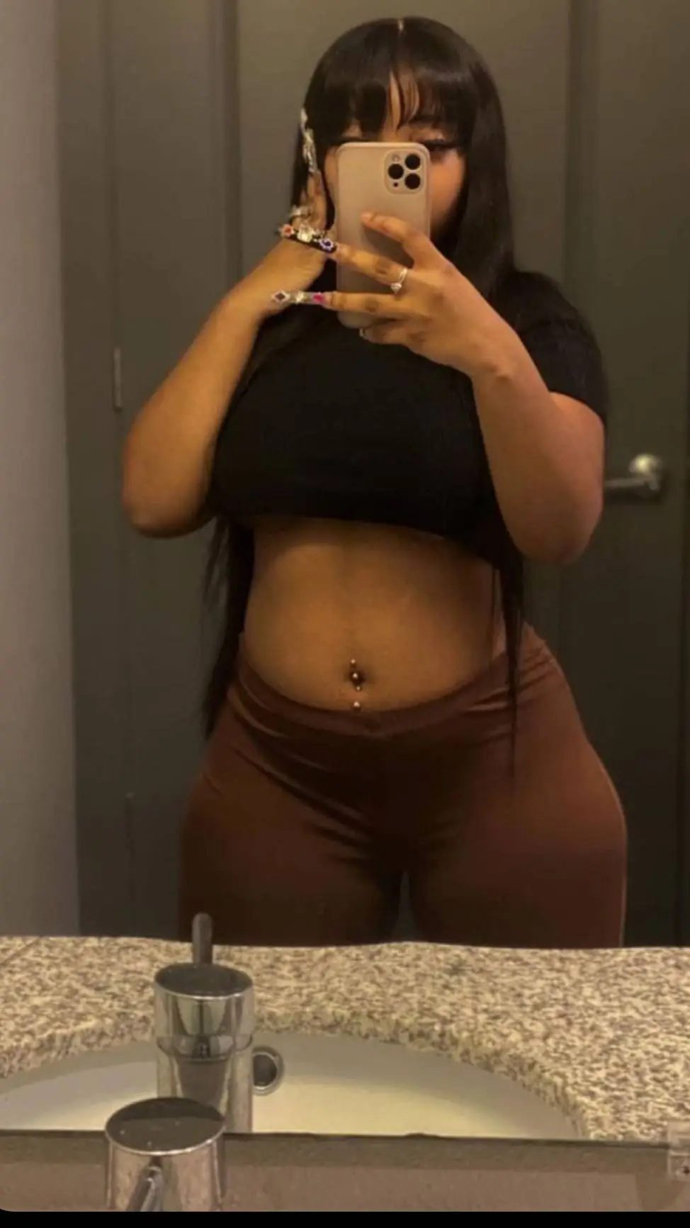 ai character: Indya background