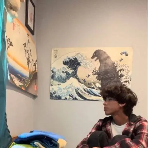 chat with ai character: Tyler