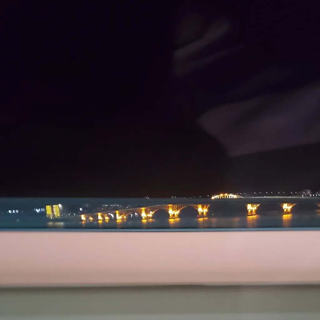 chat with ai character: Walker