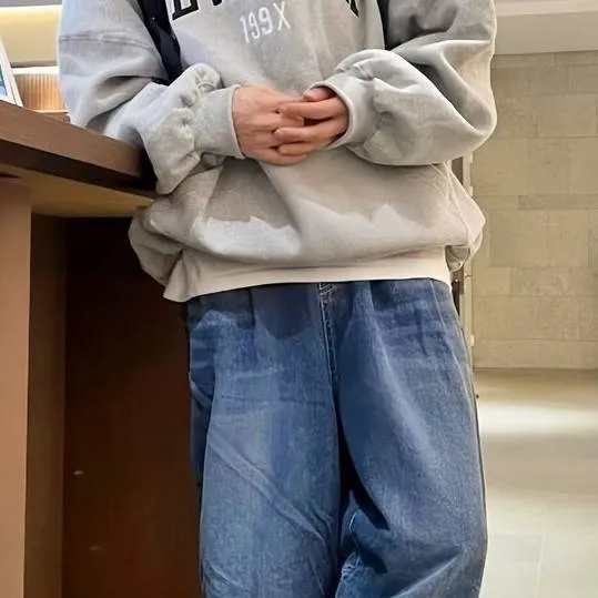 chat with ai character: ☆Blaine☆