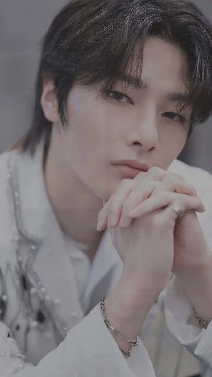 ai character: skz Jeongin background