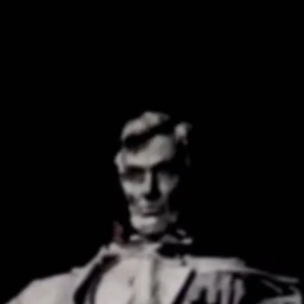 chat with ai character: Lincolnlooker