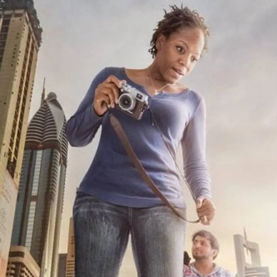 chat with ai character: giantess 