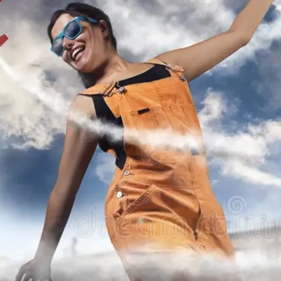 chat with ai character: giantess 