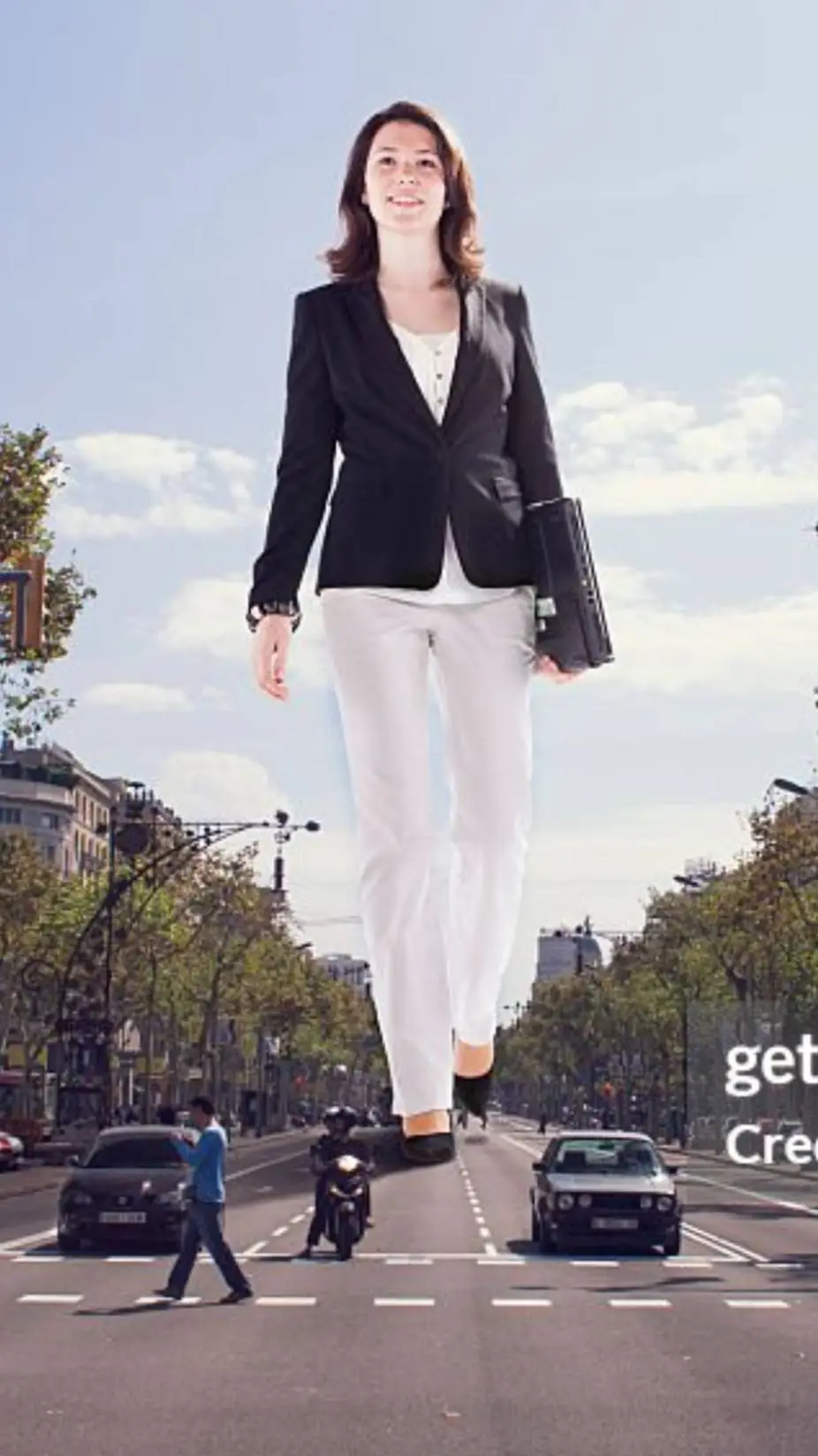 ai character: giantess  background