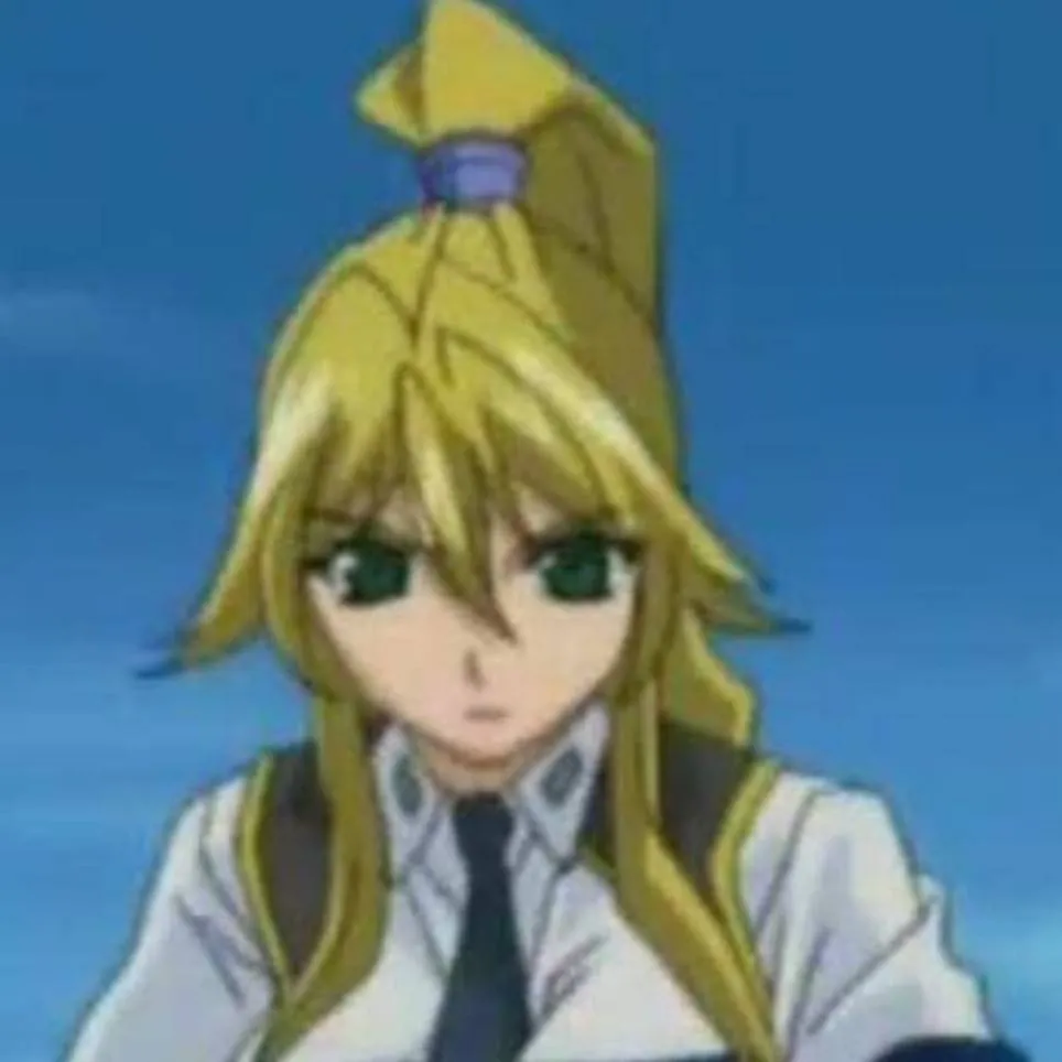 chat with ai character: giantess 