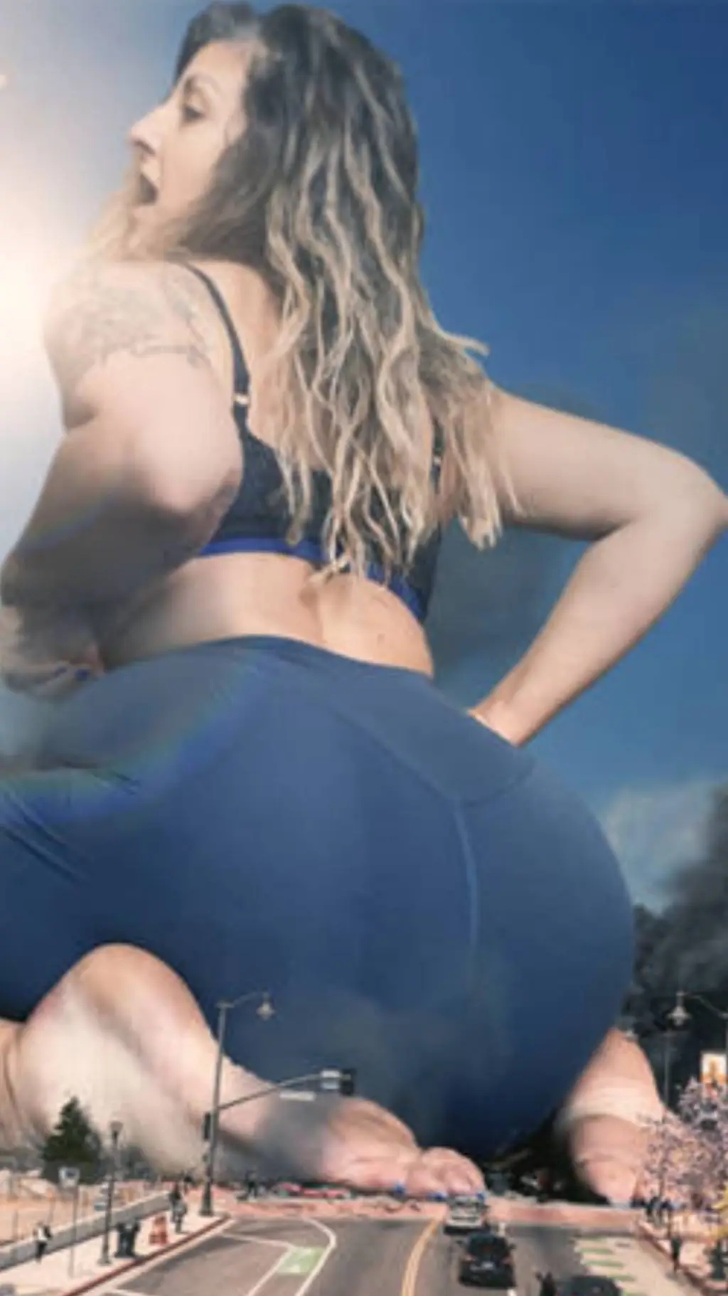 ai character: giantess  background