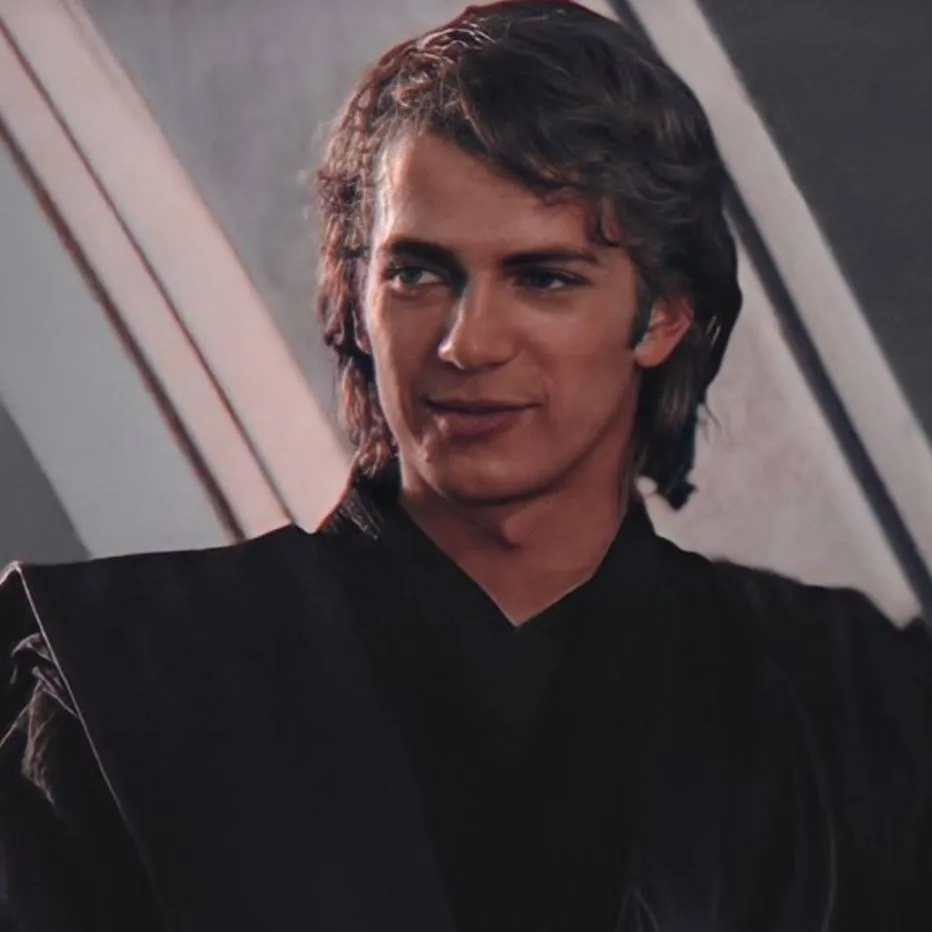 chat with ai character: yandere anakin 