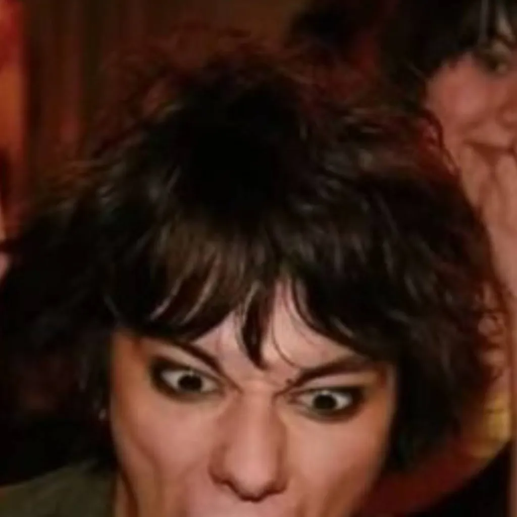 chat with ai character: rodrick heffley 