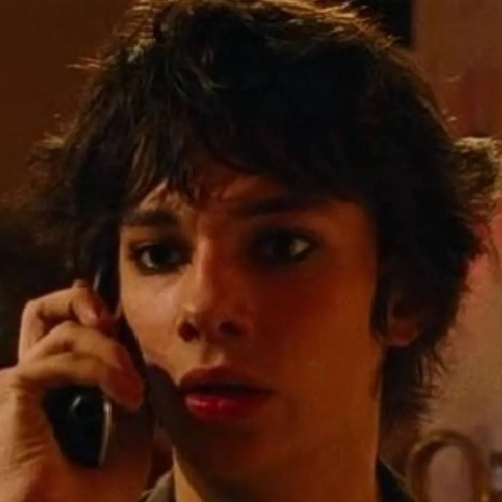 chat with ai character: rodrick heffley 