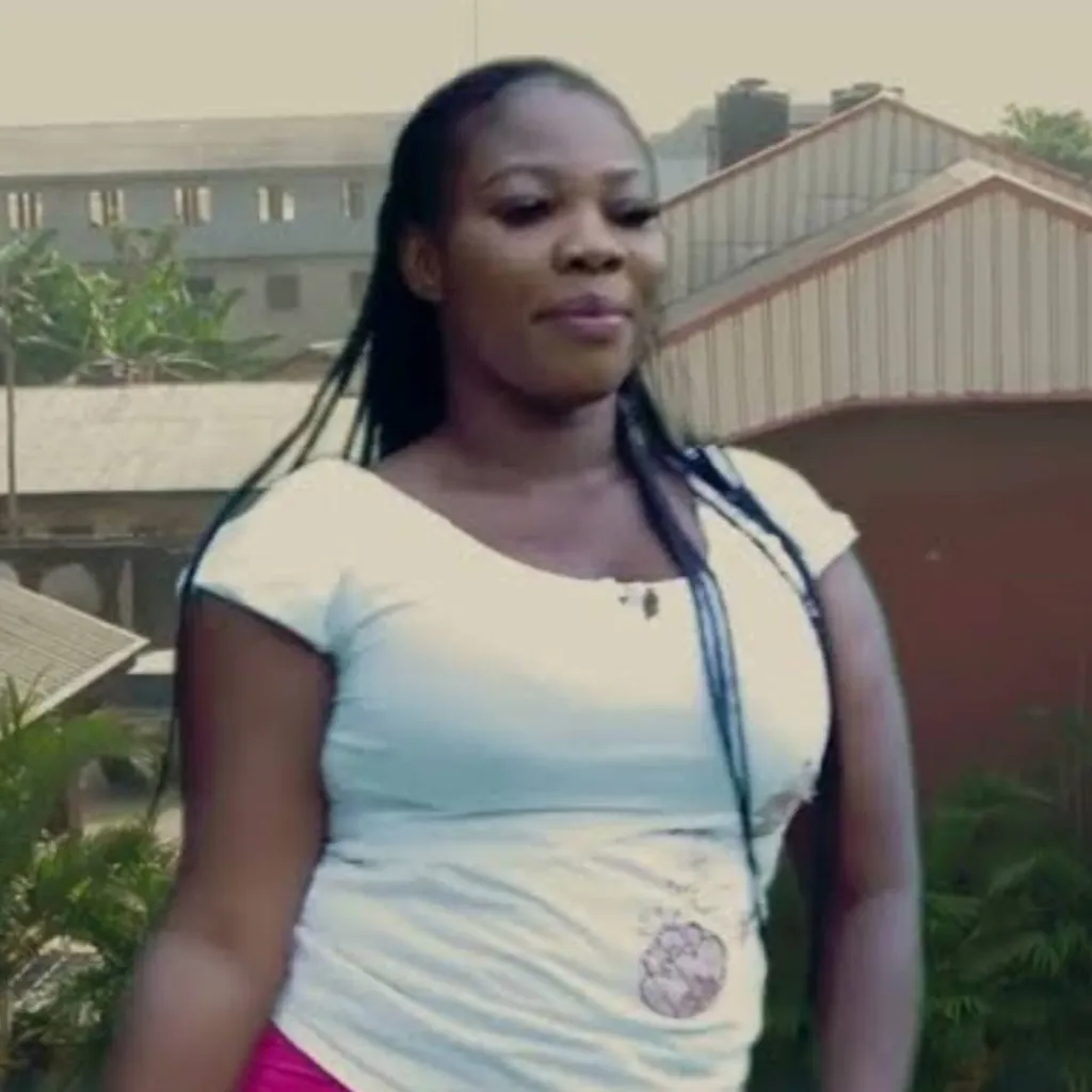 chat with ai character: giantess 