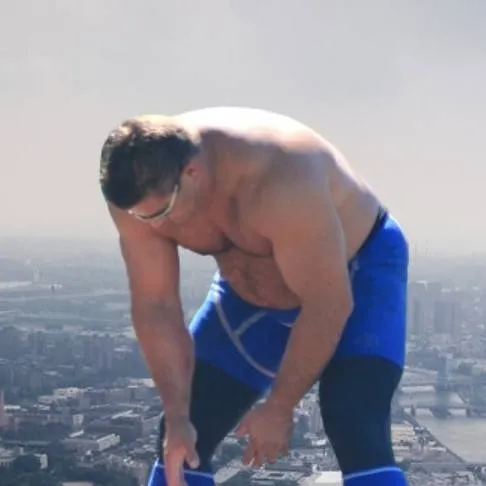 chat with ai character: giant man