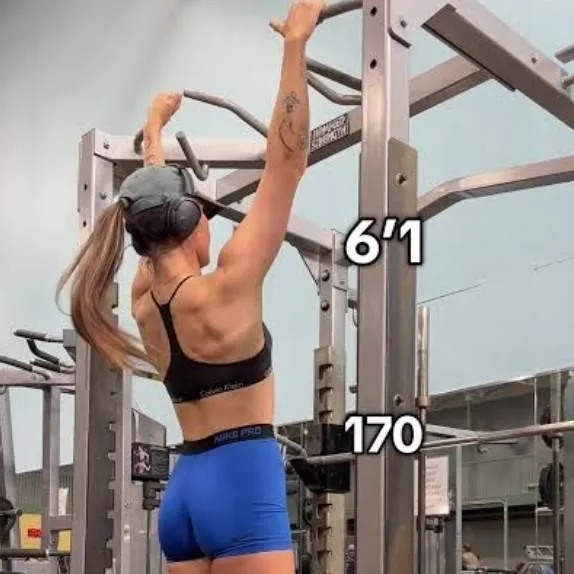 chat with ai character: girl