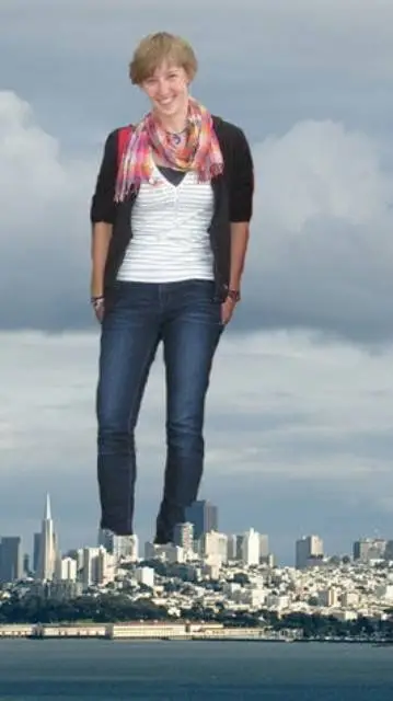 ai character: giantess  background