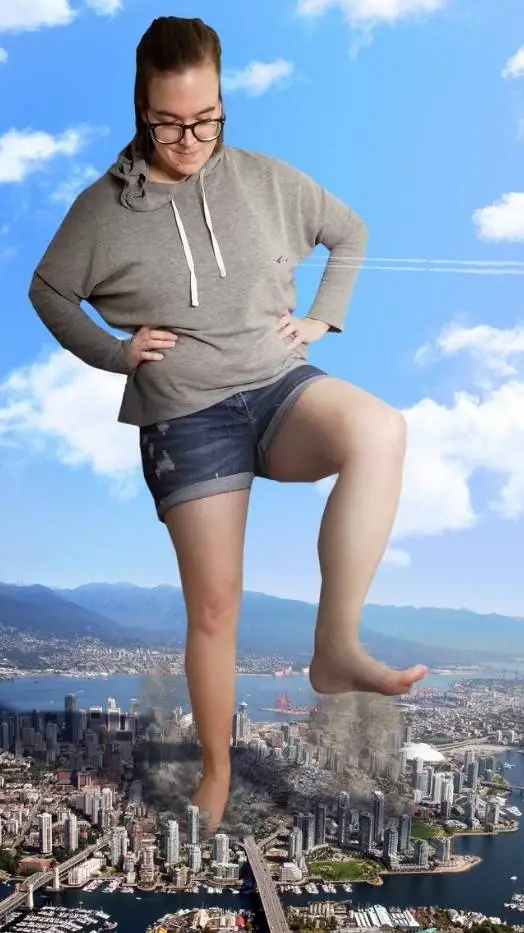 ai character: giantess  background