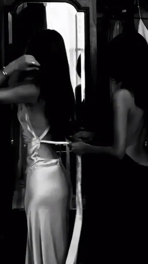 ai character: Eliana background