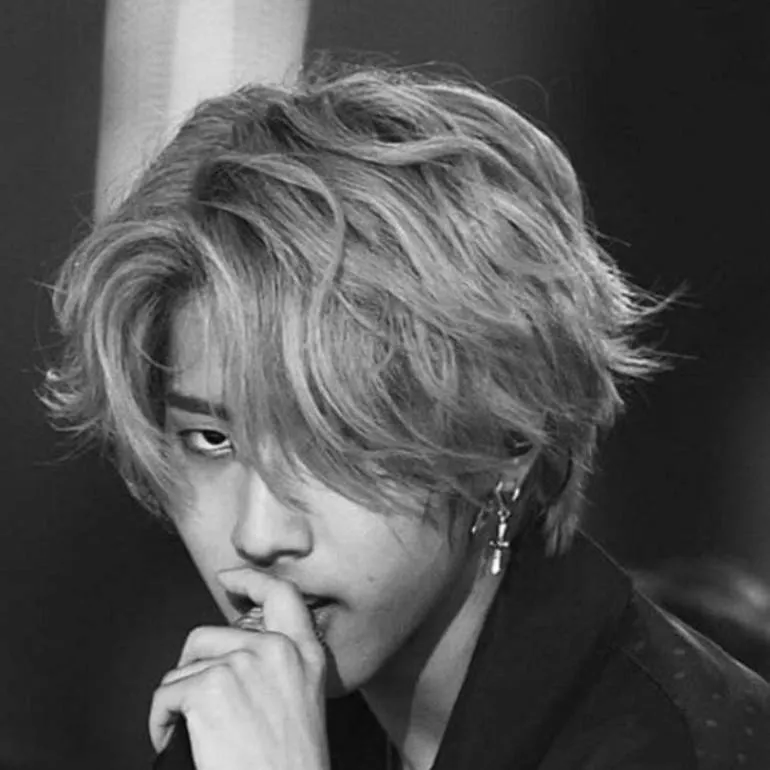 chat with ai character: Han 