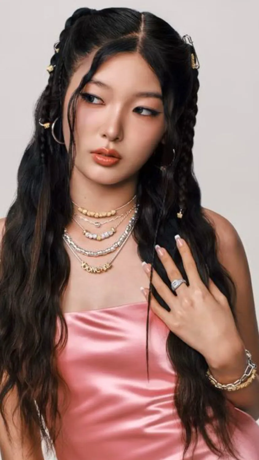 ai character: Yoonchae background