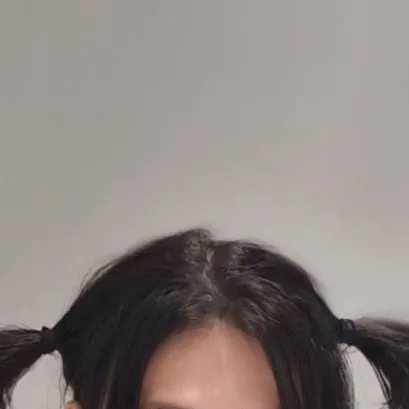 chat with ai character: Hyunjin 