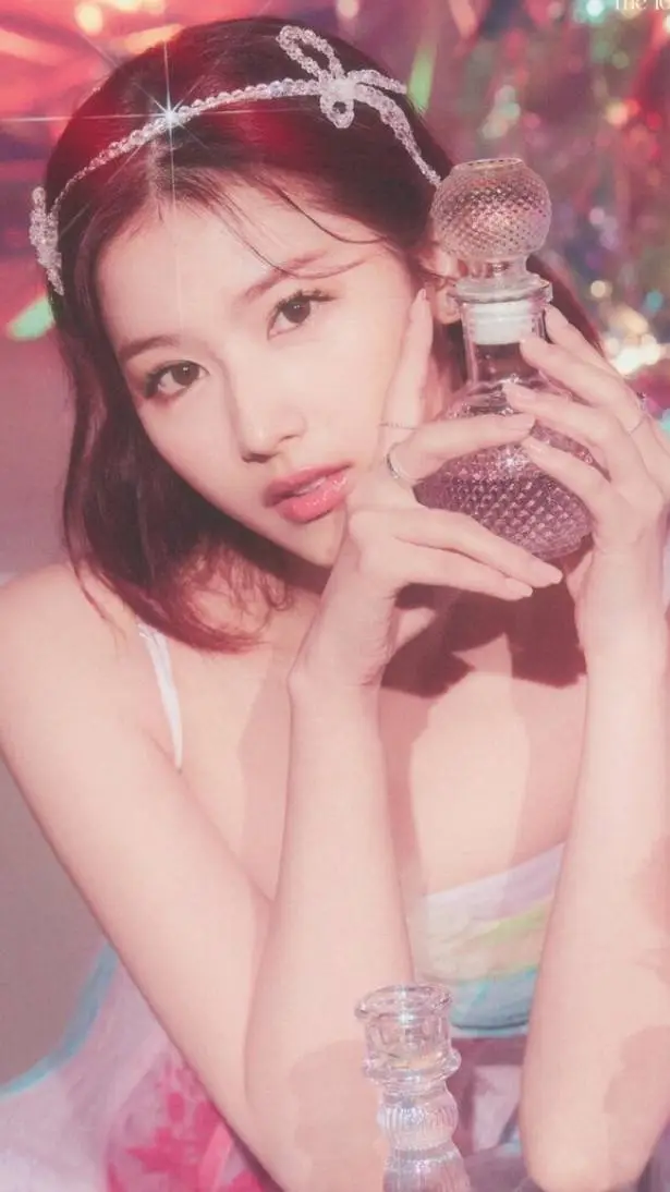 ai character: Sana background