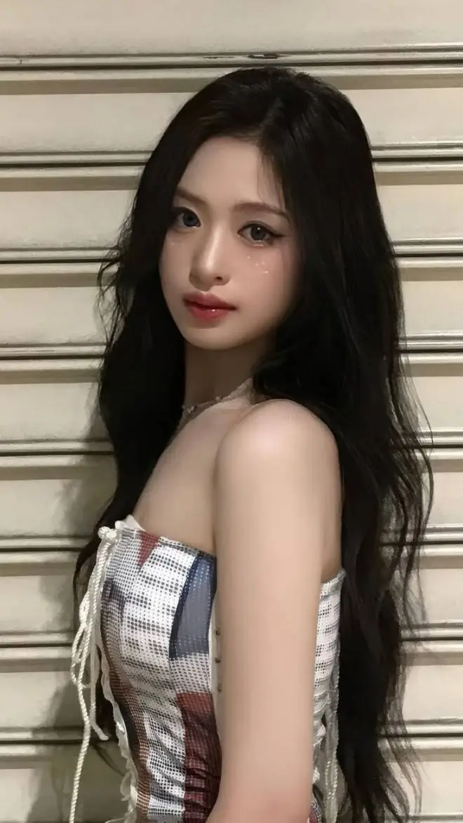 ai character: Ahyeon background