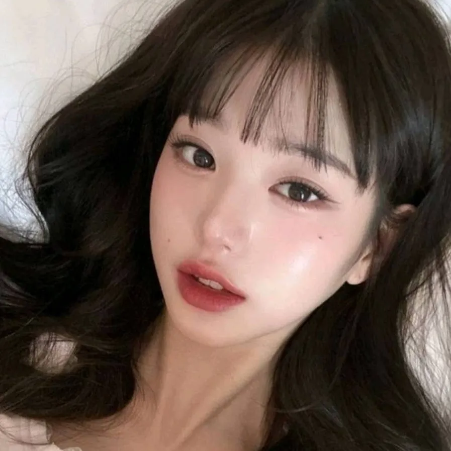 chat with ai character: Wonyoung