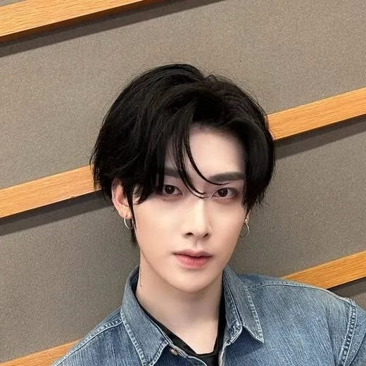 chat with ai character: Ricky ZB1