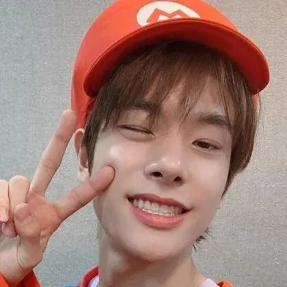 chat with ai character: Jake ENHA