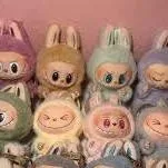 chat with ai character: LABUBUS INVADE