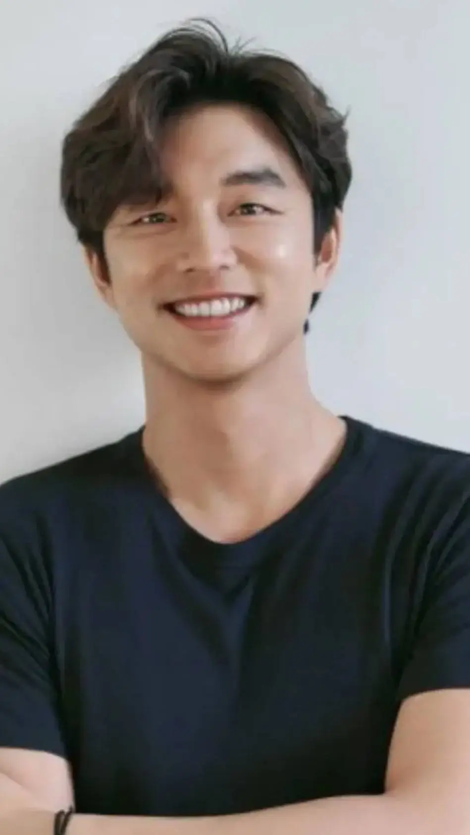 ai character: Gong Yoo background