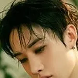 chat with ai character: Stray kids <3